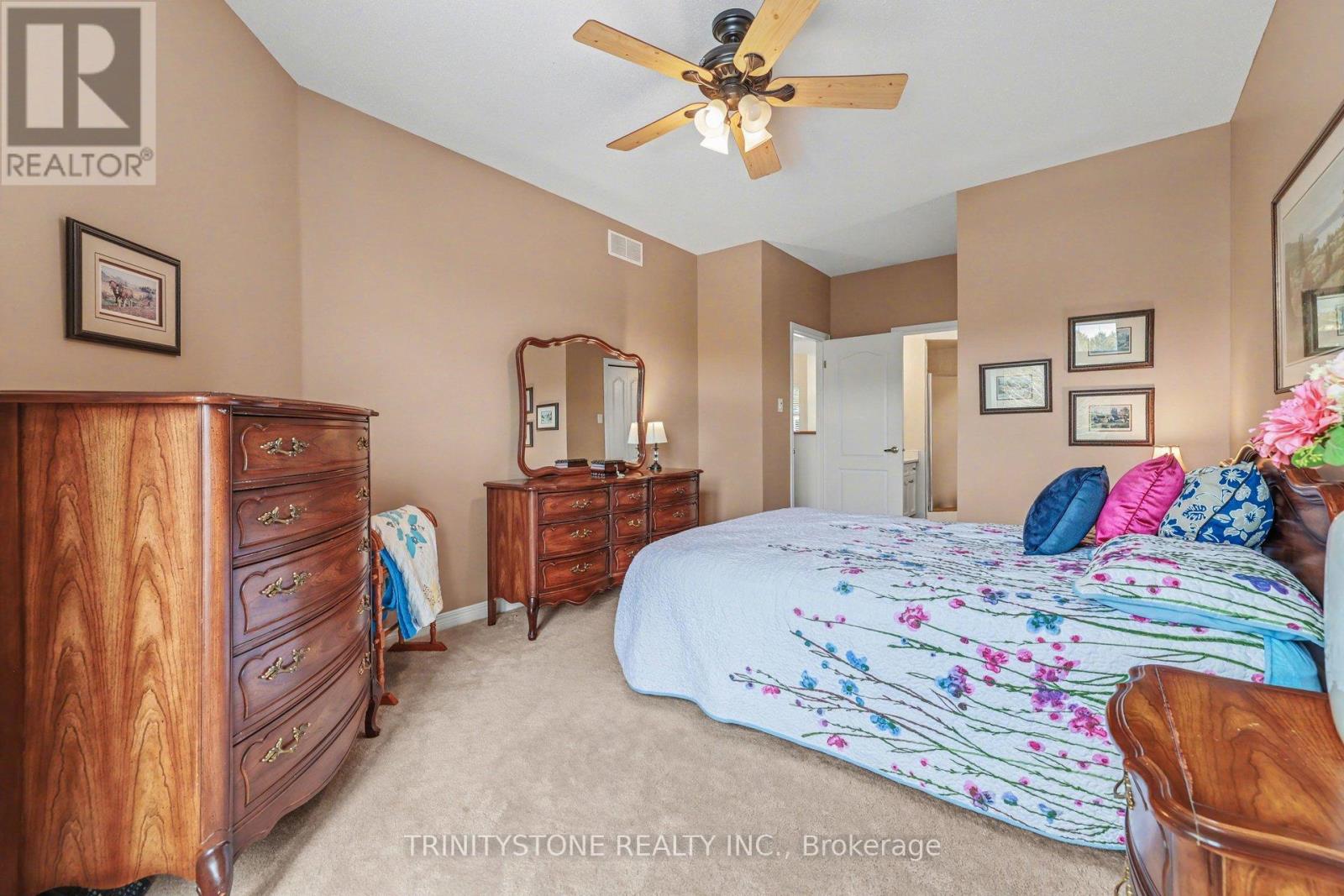 101 Sable Run Drive, Ottawa, Ontario  K2S 1W7 - Photo 23 - X12939790