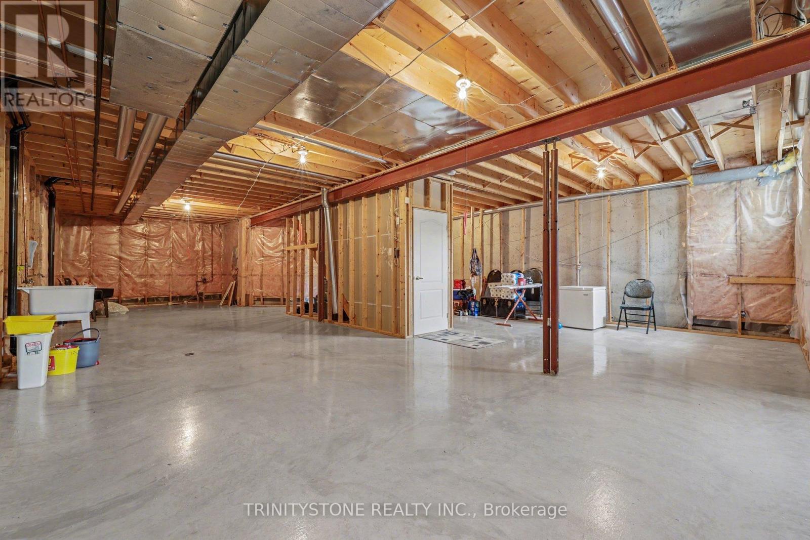 101 Sable Run Drive, Ottawa, Ontario  K2S 1W7 - Photo 29 - X12939790