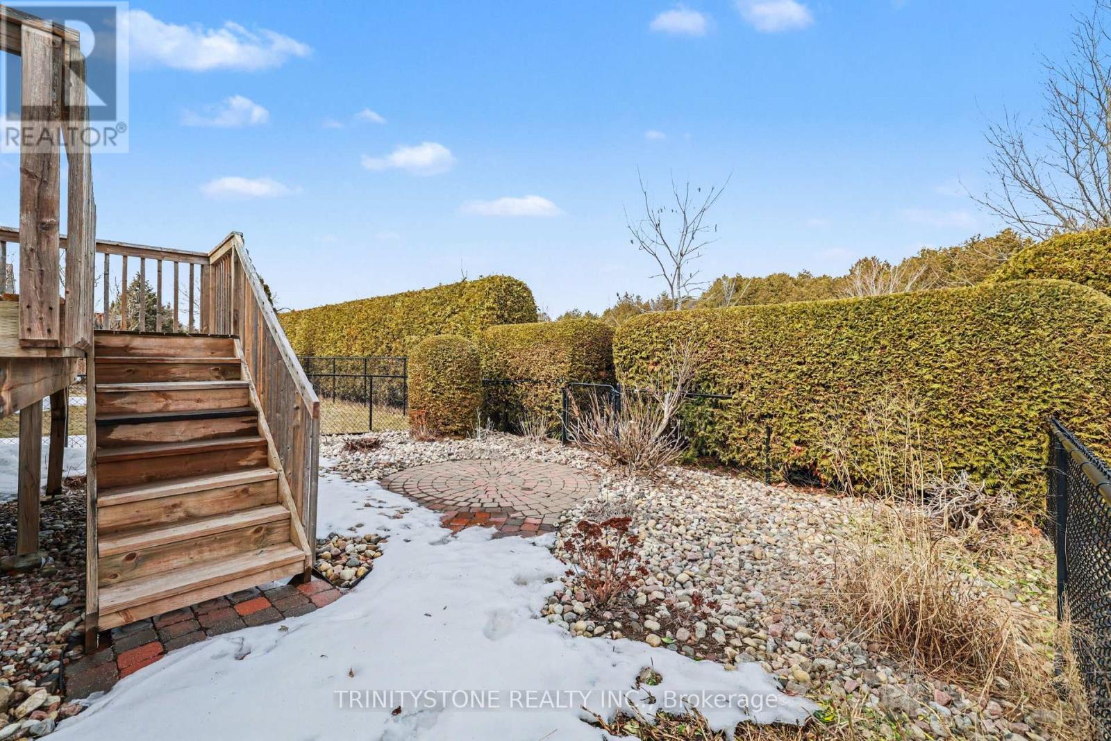 101 Sable Run Drive, Ottawa, Ontario  K2S 1W7 - Photo 31 - X12939790