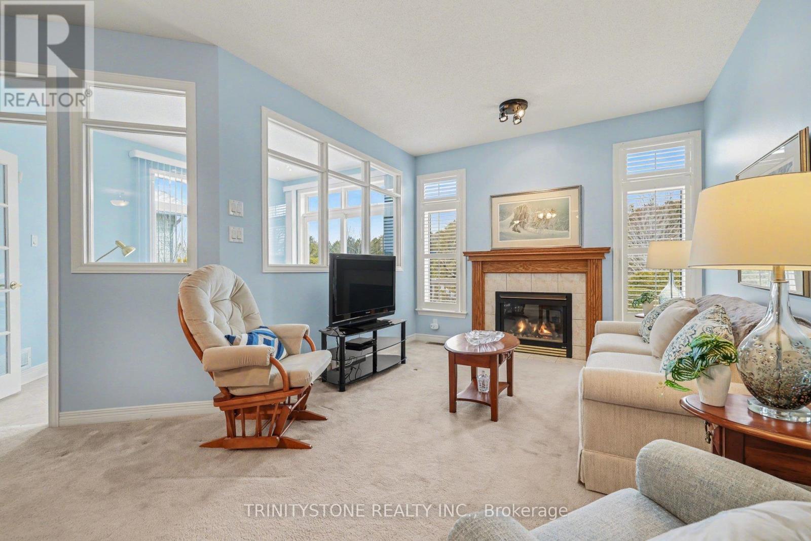 101 Sable Run Drive, Ottawa, Ontario  K2S 1W7 - Photo 9 - X12939790