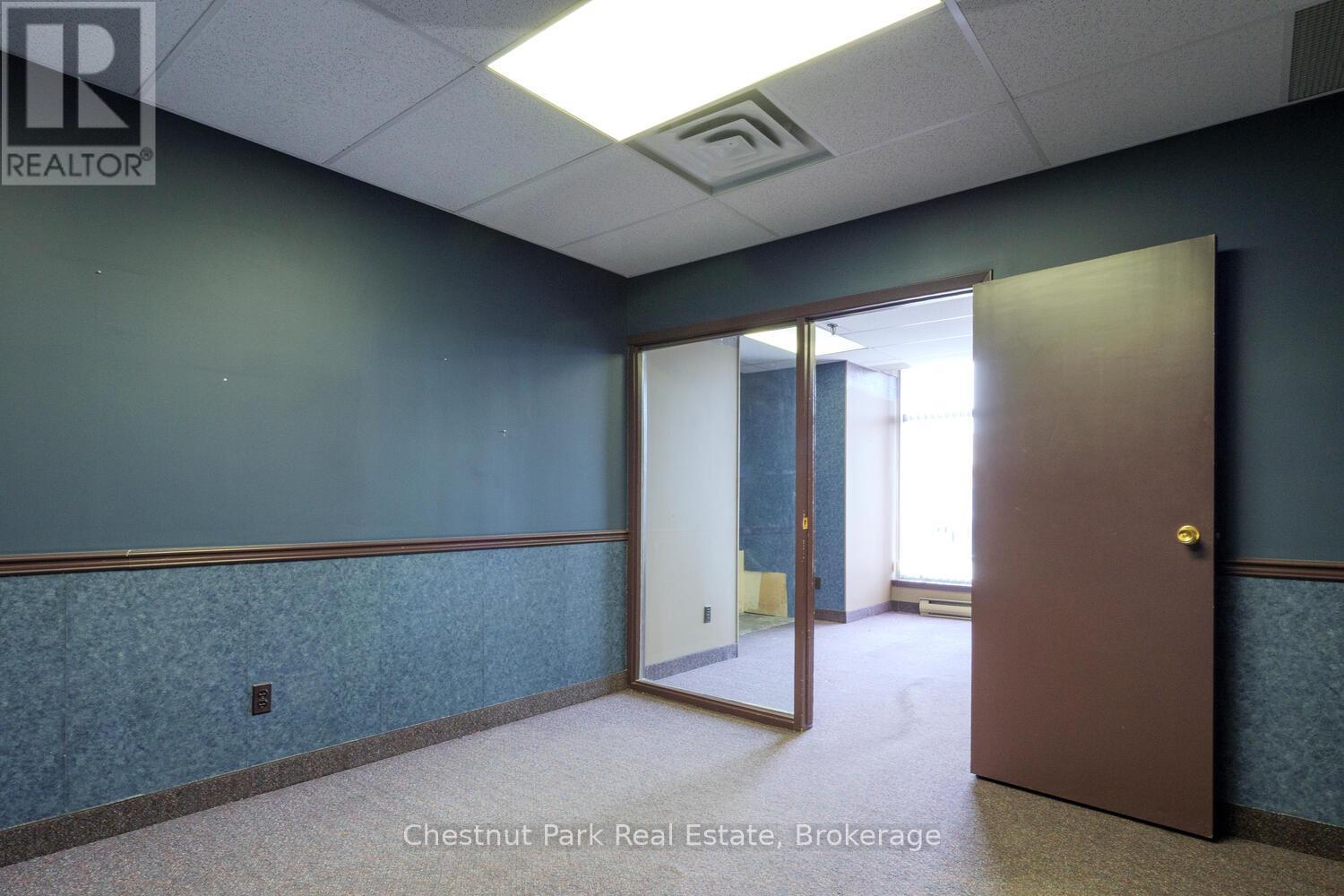 5b - 945 3rd Avenue E, Owen Sound, Ontario  N4K 2K8 - Photo 5 - X12939488