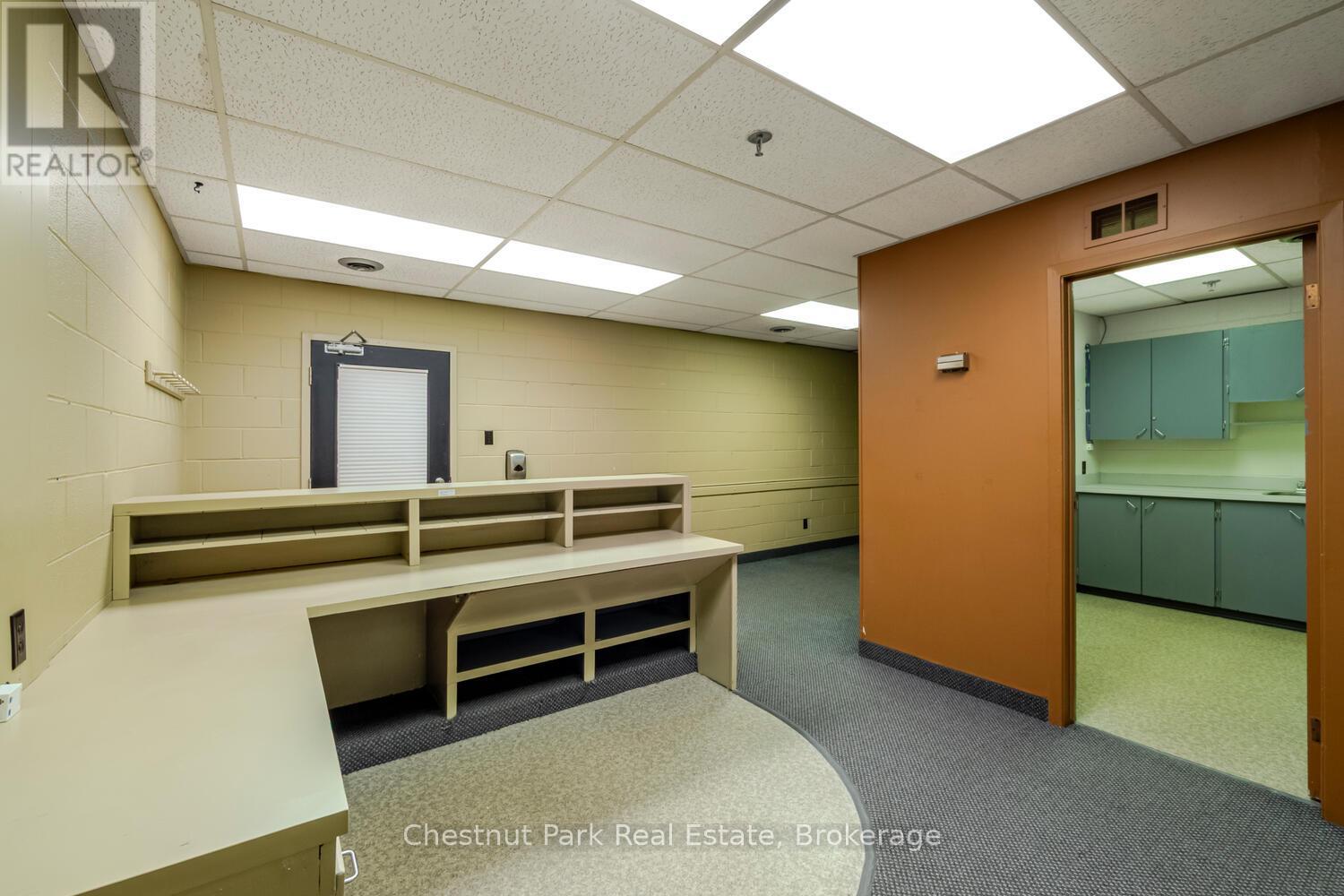 10 - 945 3rd Avenue E, Owen Sound, Ontario  N4K 2K8 - Photo 10 - X12939518