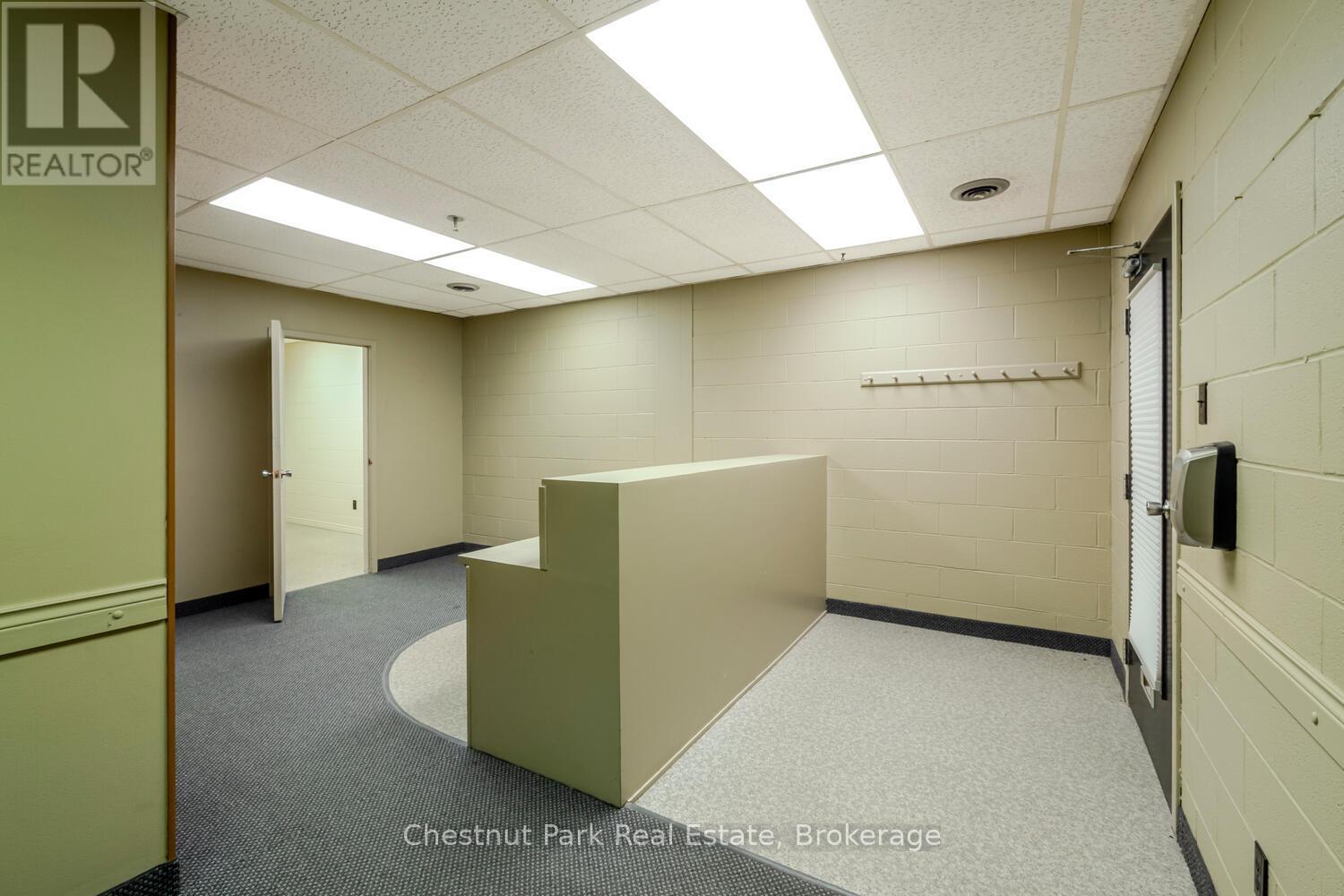 10 - 945 3rd Avenue E, Owen Sound, Ontario  N4K 2K8 - Photo 4 - X12939518