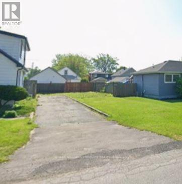 64 Knoll Street, Port Colborne, Ontario  L3K 5A6 - Photo 2 - X12939458