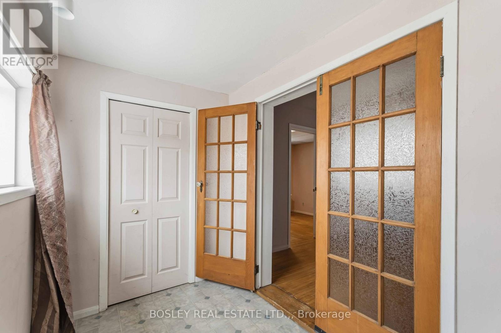 100 Niagara Street, St. Catharines, Ontario  L2R 4L4 - Photo 4 - X12939600