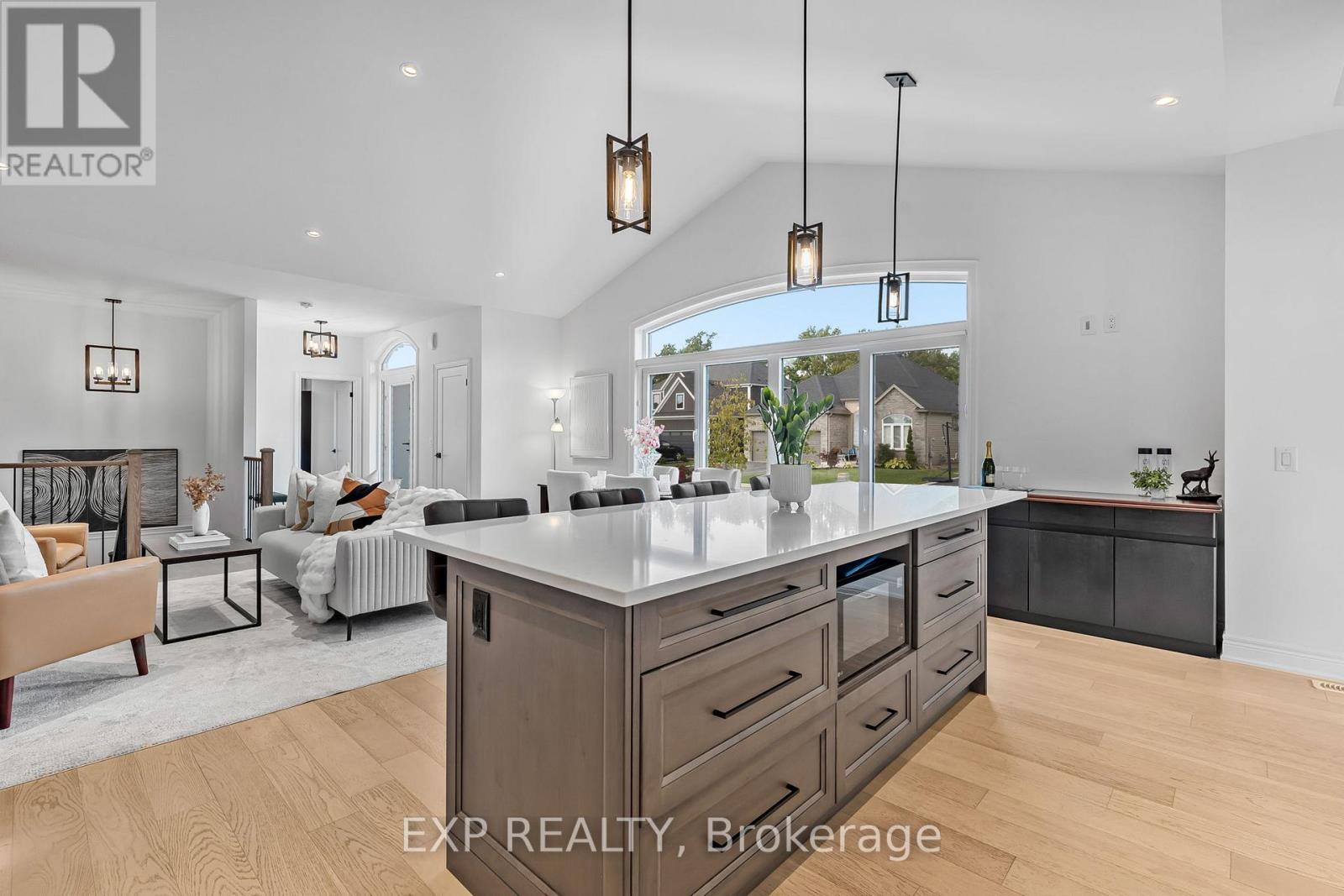 4242 Village Creek Drive, Fort Erie, Ontario  L0S 1S0 - Photo 17 - X12939744