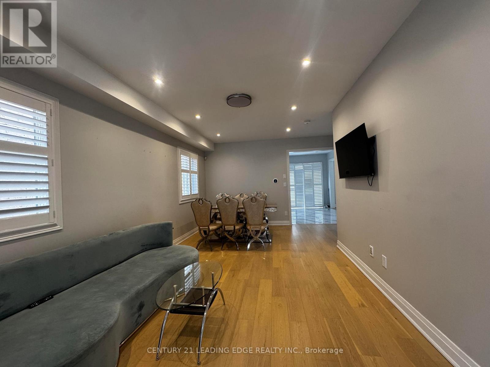 66 James Mccullough Road, Whitchurch-Stouffville, Ontario  L4A 0Z3 - Photo 2 - N12939426