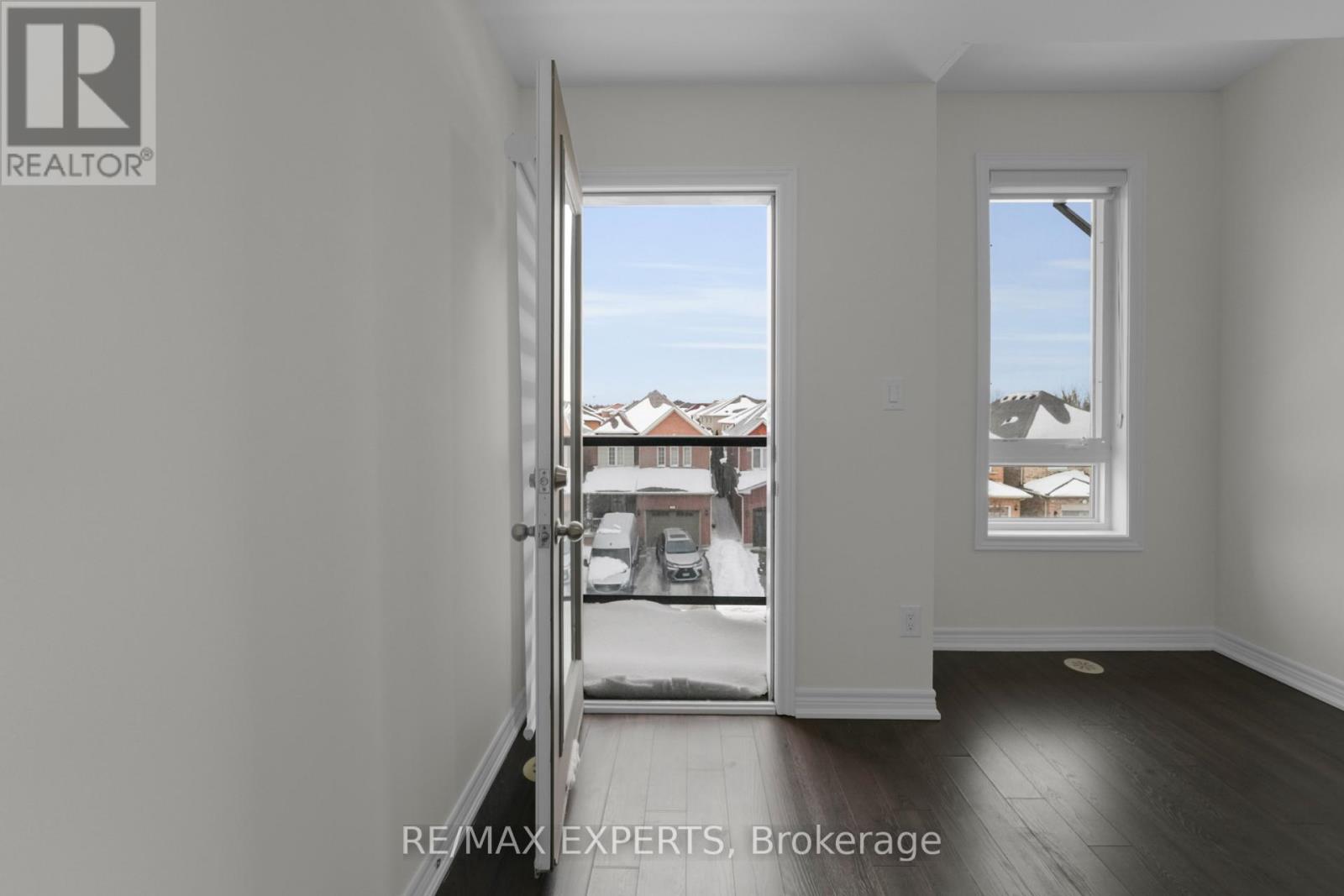 10 - 105 Kayla Crescent, Vaughan, Ontario L6A 4W3 - Photo 23 - N12939478