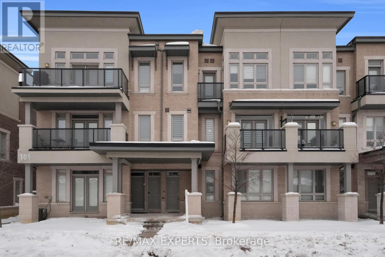 10 - 105 Kayla Crescent, Vaughan, Ontario L6A 4W3 - Photo 3 - N12939478