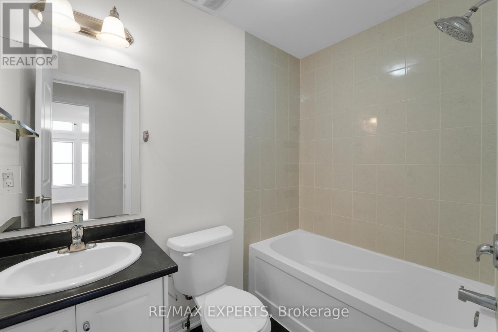 10 - 105 Kayla Crescent, Vaughan, Ontario L6A 4W3 - Photo 31 - N12939478