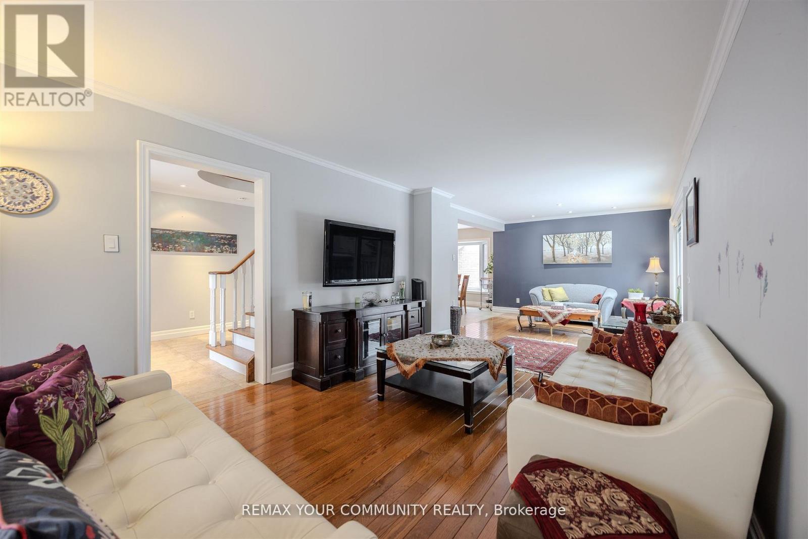 2 Kirkland Court, Richmond Hill, Ontario  L4C 9J1 - Photo 10 - N12939568