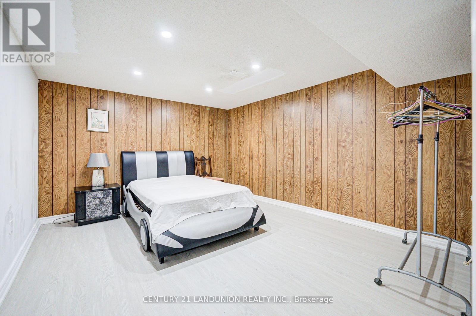 183 Willowbrook Road, Markham, Ontario  L3T 5L5 - Photo 35 - N12939646