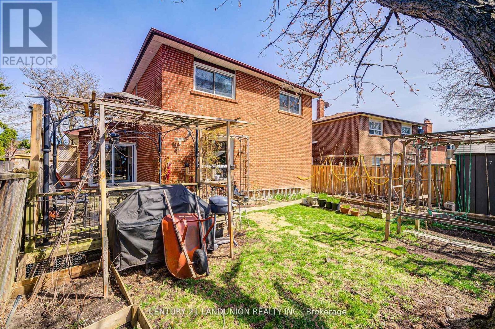 183 Willowbrook Road, Markham, Ontario  L3T 5L5 - Photo 46 - N12939646