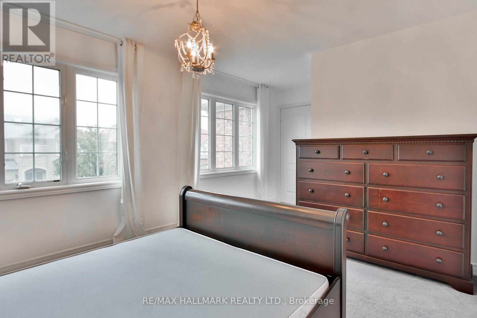 15 Briarglen Road, Markham, Ontario  L6C 2K5 - Photo 28 - N12939676