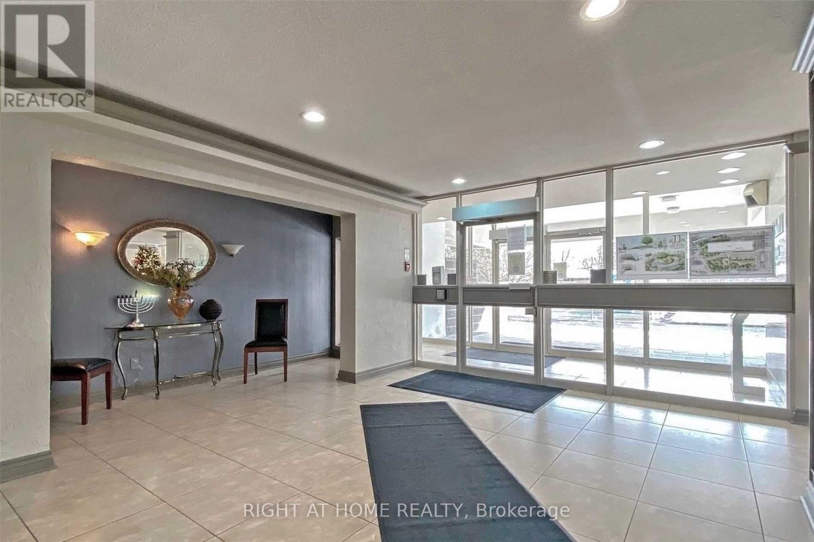 710 - 80 Inverlochy Boulevard, Markham, Ontario  L3T 4P3 - Photo 3 - N12939762