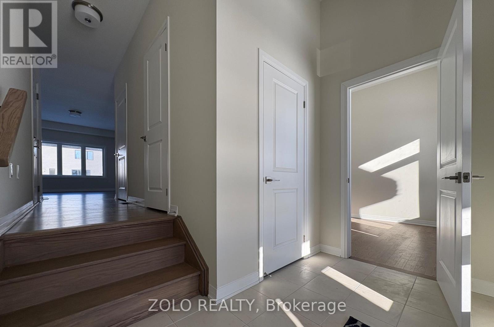 3172 Searidge Street, Severn, Ontario  L3V 8R1 - Photo 5 - S12939528