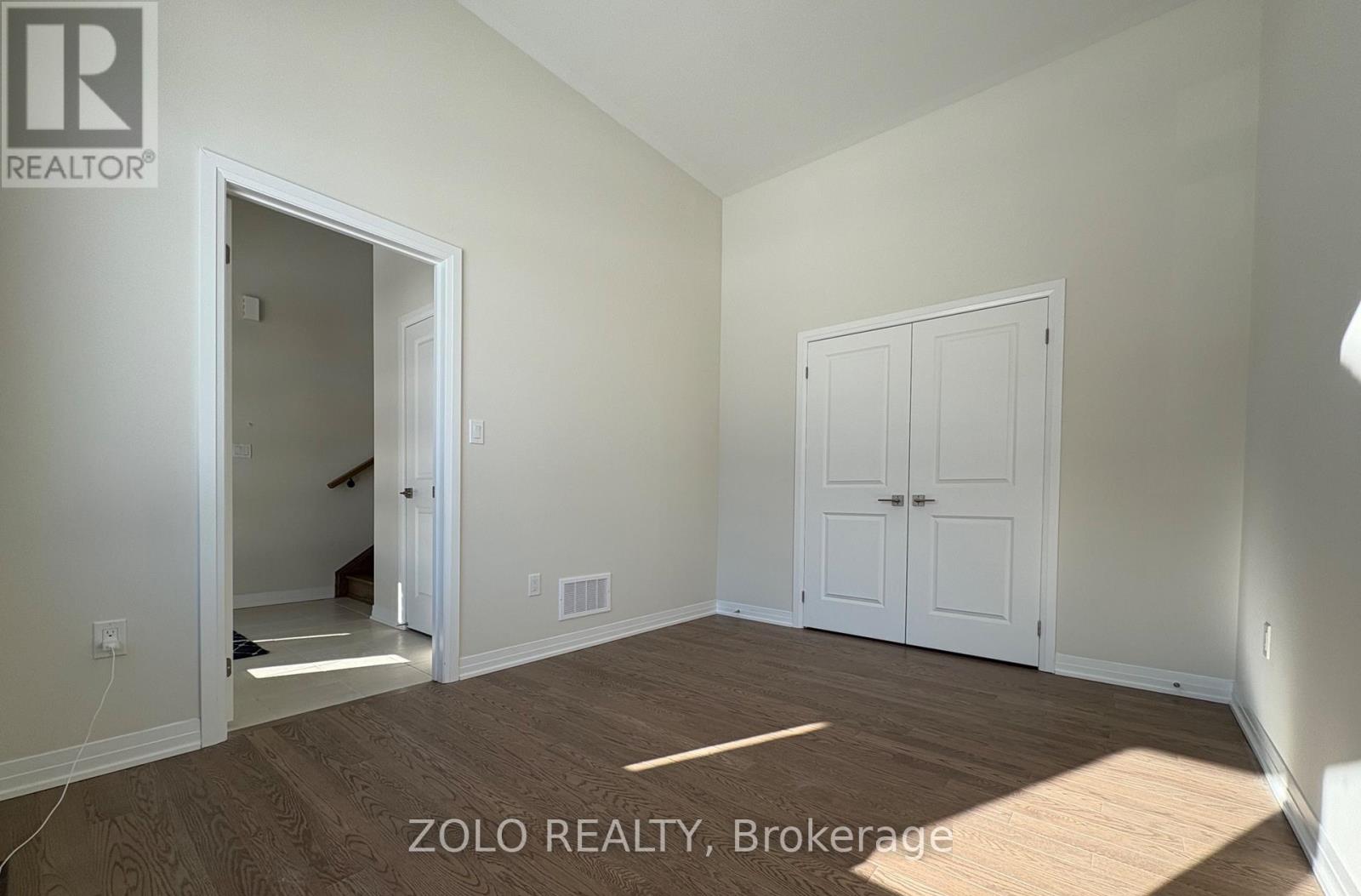 3172 Searidge Street, Severn, Ontario  L3V 8R1 - Photo 6 - S12939528