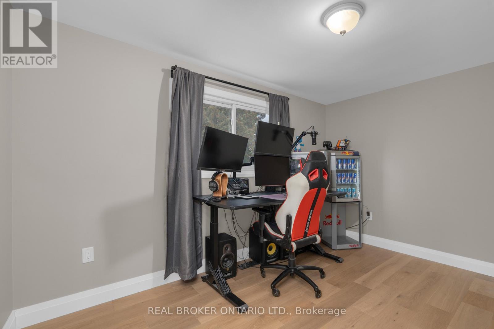 17 Locke Avenue, Clearview, Ontario  L0M 1S0 - Photo 13 - S12939672