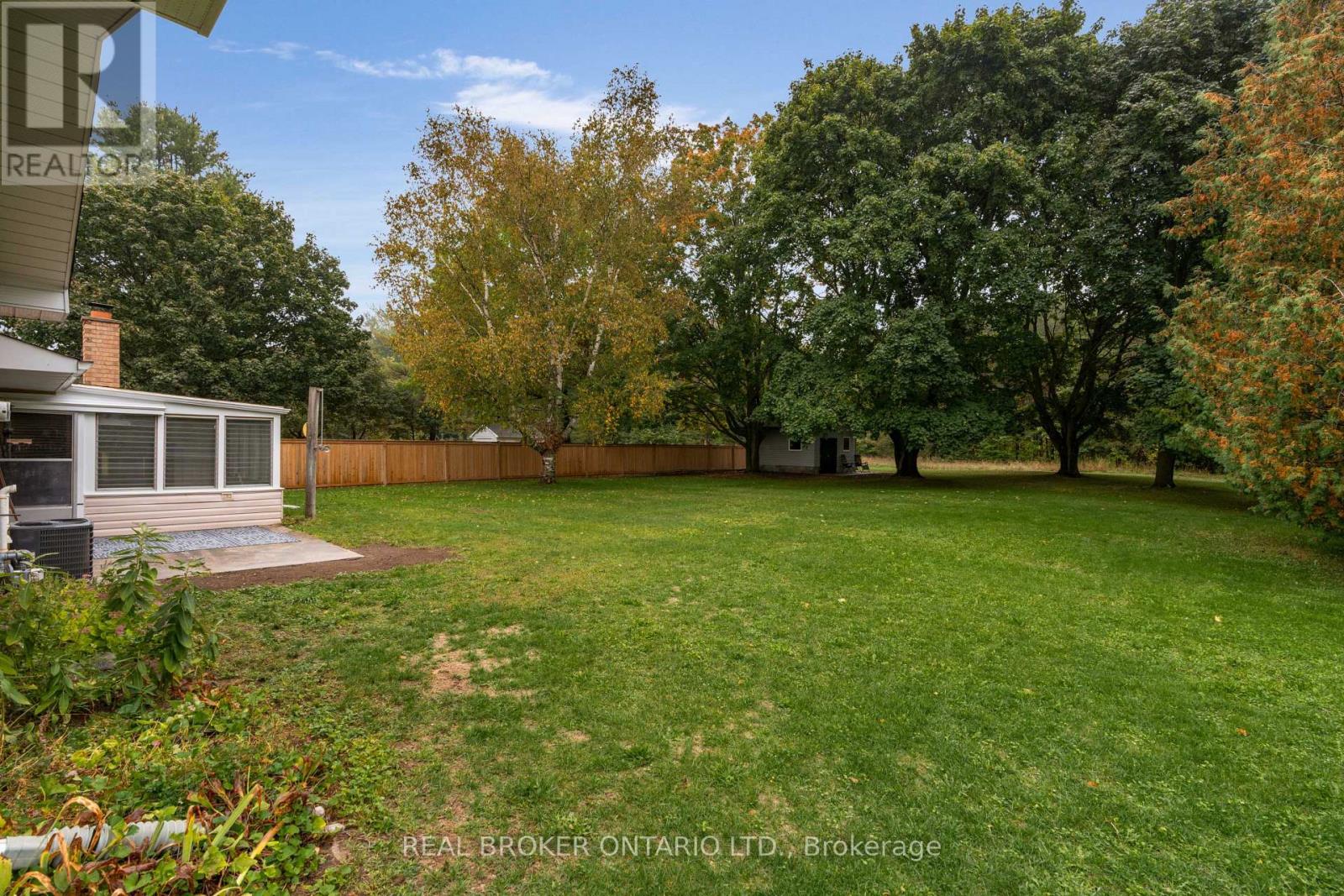 17 Locke Avenue, Clearview, Ontario  L0M 1S0 - Photo 36 - S12939672