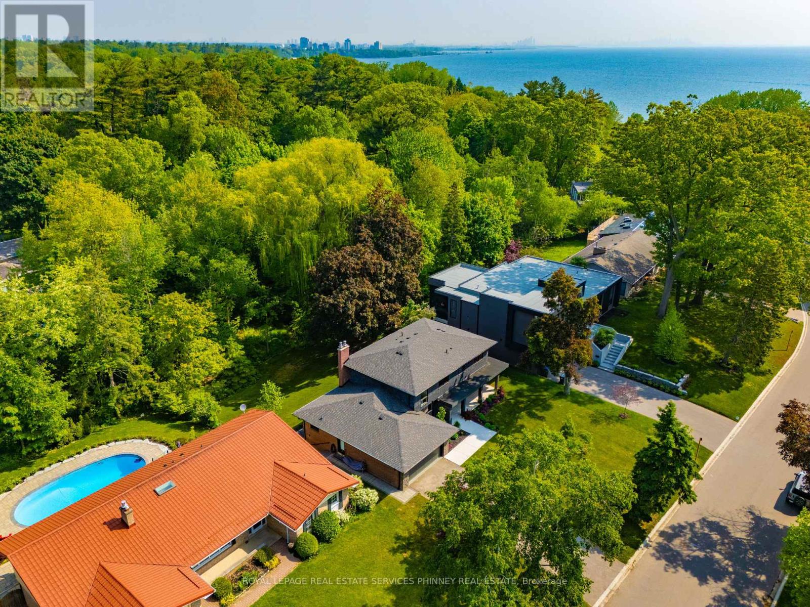 1355 Gatehouse Drive, Mississauga, Ontario  L5H 1A6 - Photo 44 - W12799586