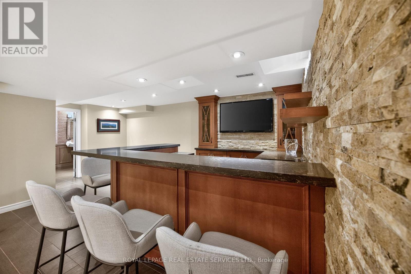 1882 Flintlock Court, Mississauga, Ontario  L5L 3E1 - Photo 38 - W12938956