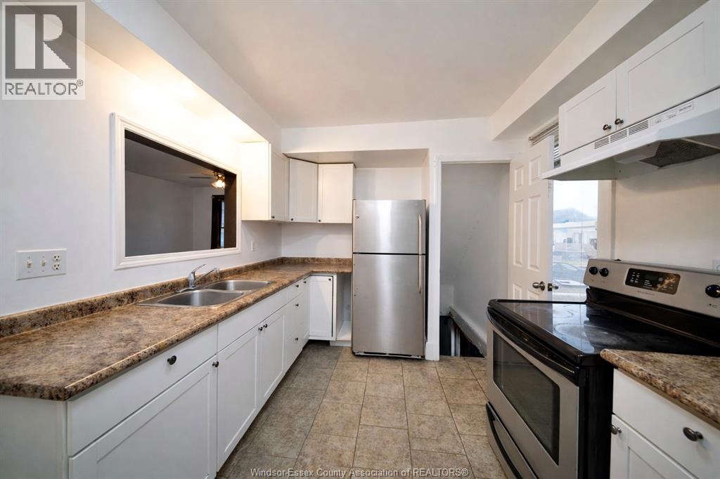 3463 Harris Street, Windsor, Ontario N9C 1N6 - Photo 8 - 26006627