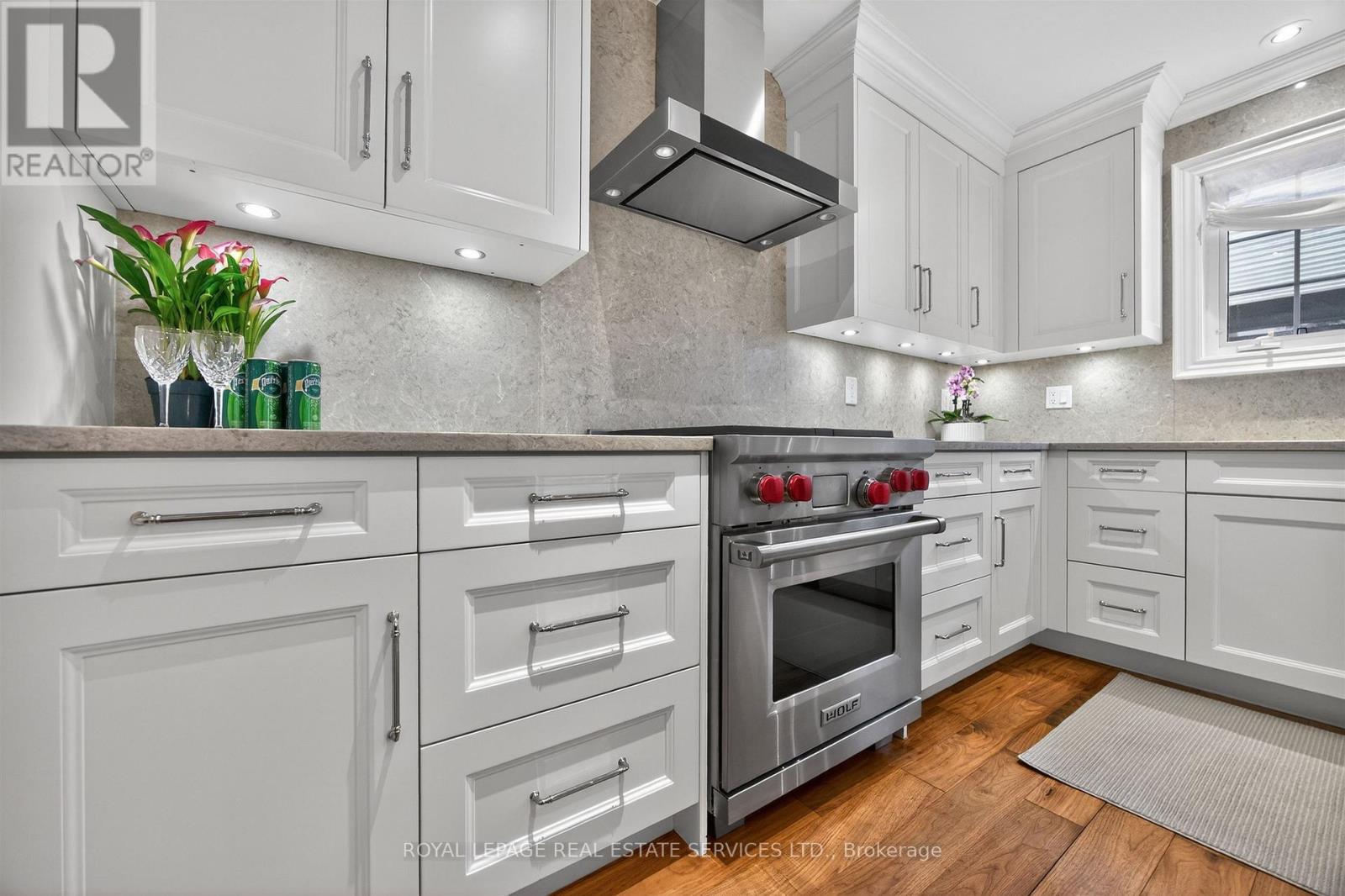 1882 Flintlock Court, Mississauga, Ontario  L5L 3E1 - Photo 10 - W12938956