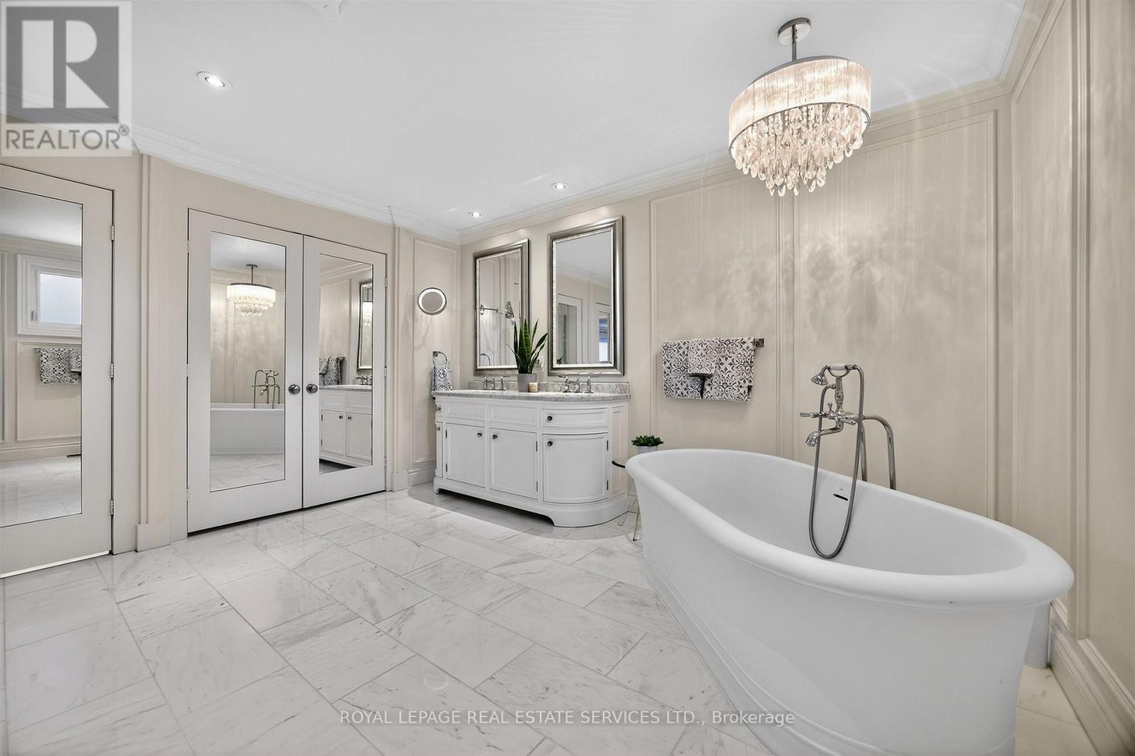 1882 Flintlock Court, Mississauga, Ontario  L5L 3E1 - Photo 23 - W12938956