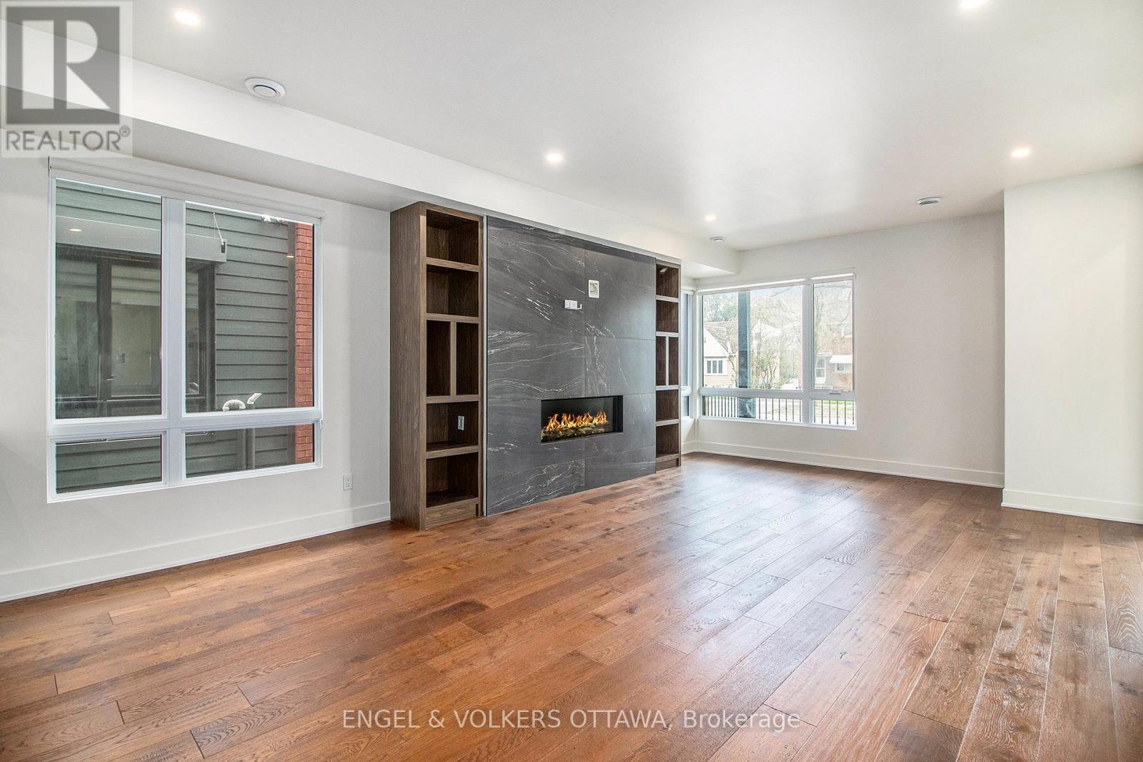 A - 866 Woodroffe Avenue, Ottawa, Ontario  K2A 3G3 - Photo 7 - X12939414