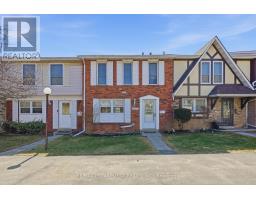 4 - 2252 UPPER MIDDLE ROAD, Burlington, Ontario