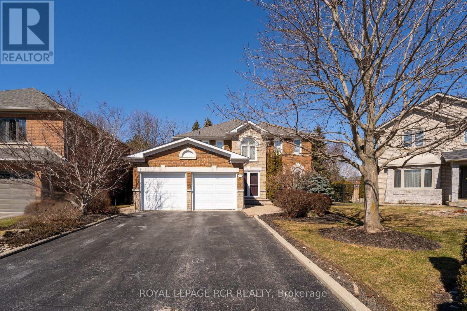 4 Vantagebrook Court, Caledon, Ontario  L7E 1J3 - Photo 2 - W12939486