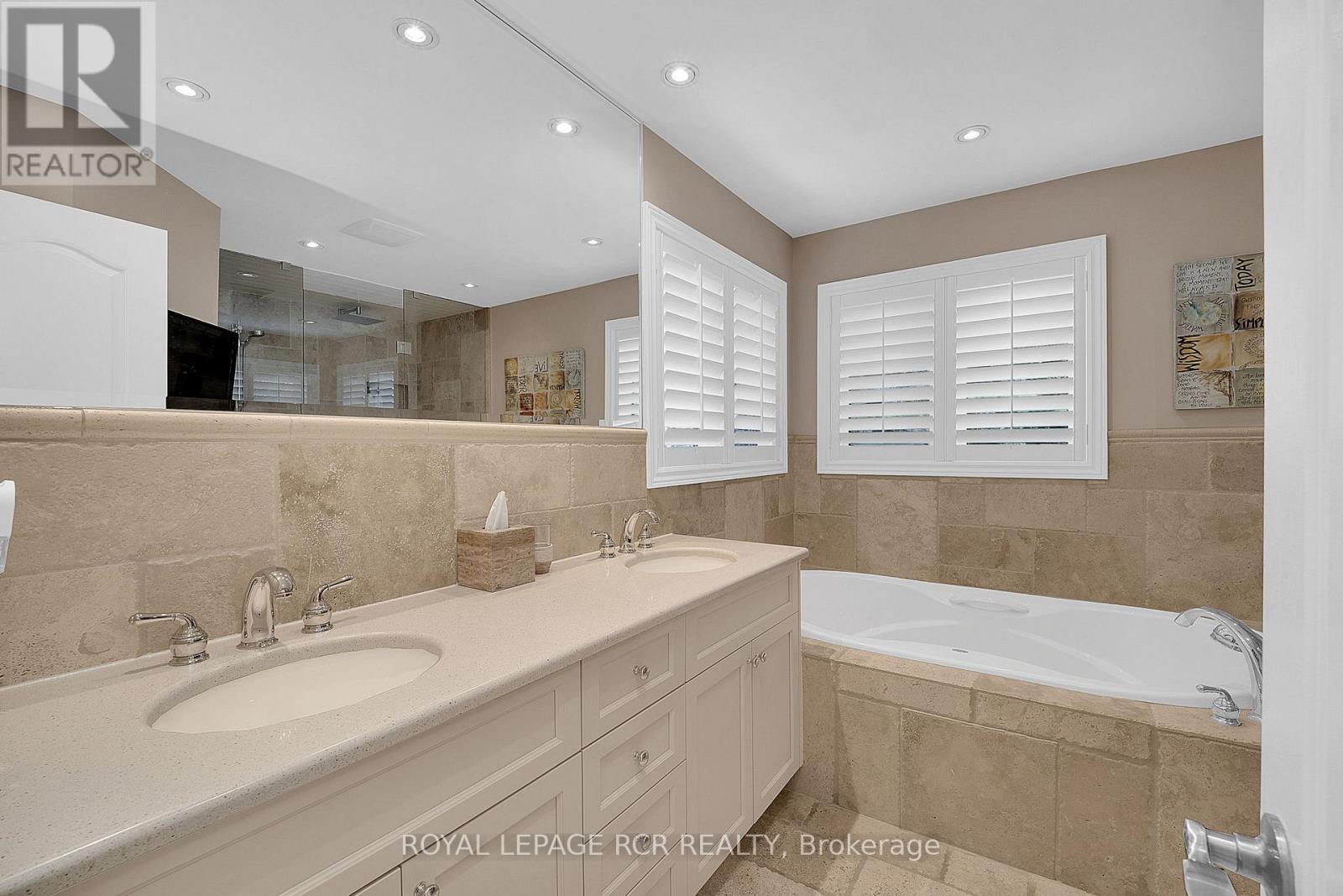 4 Vantagebrook Court, Caledon, Ontario  L7E 1J3 - Photo 25 - W12939486