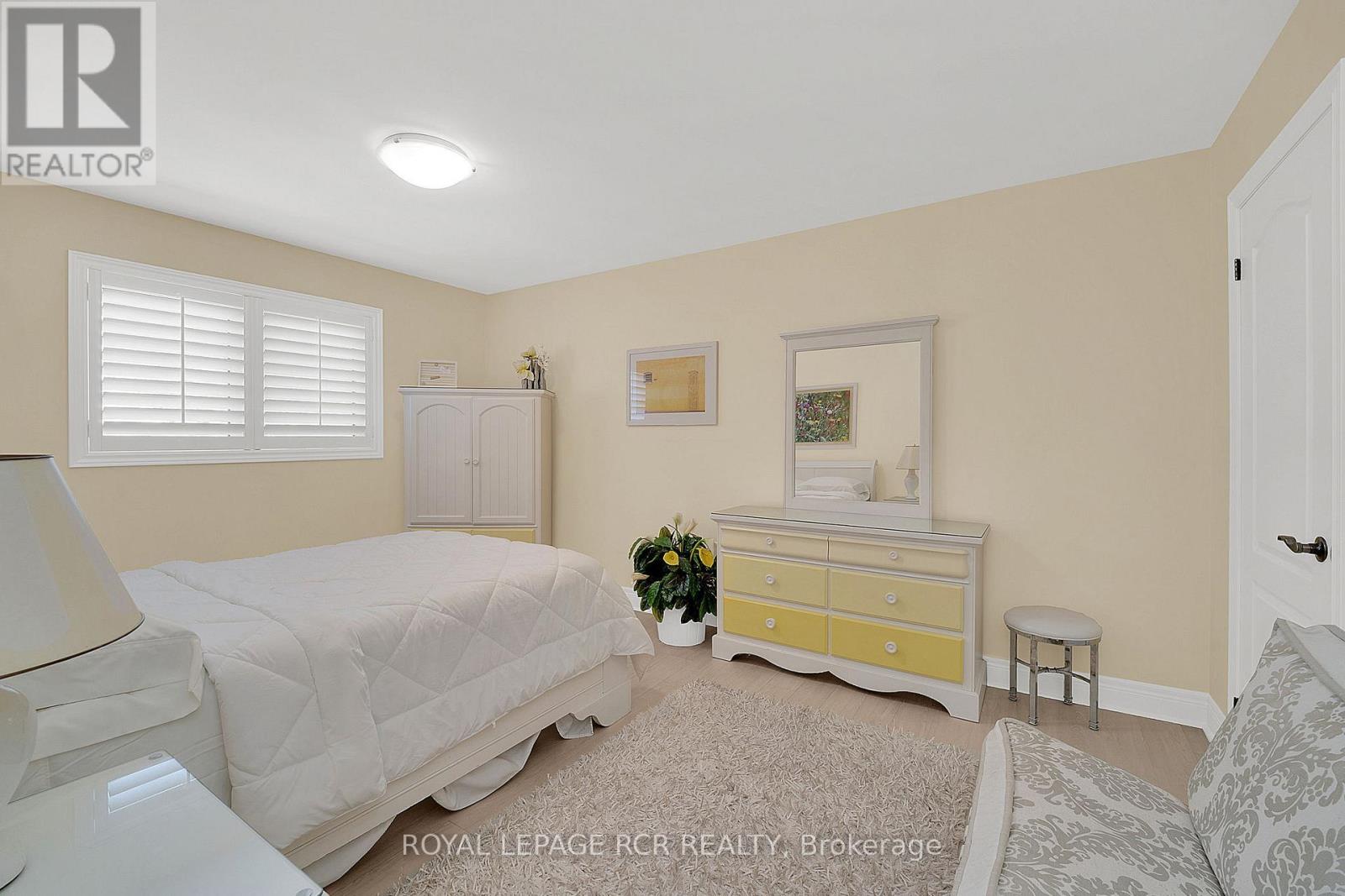 4 Vantagebrook Court, Caledon, Ontario  L7E 1J3 - Photo 29 - W12939486