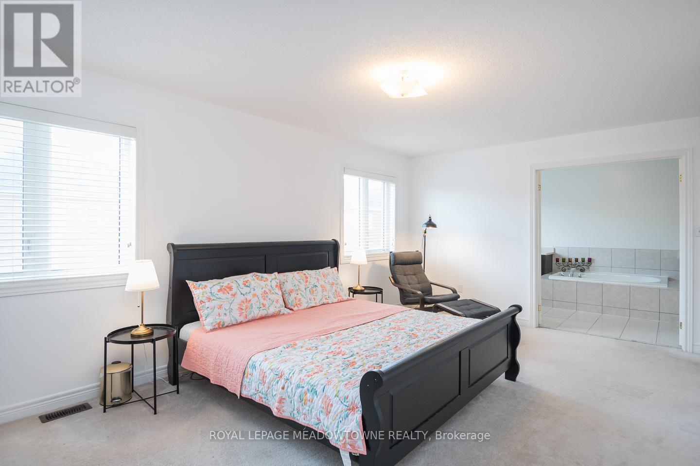 471 Ollerenshaw Point, Milton, Ontario  L9T 8P7 - Photo 24 - W12939504