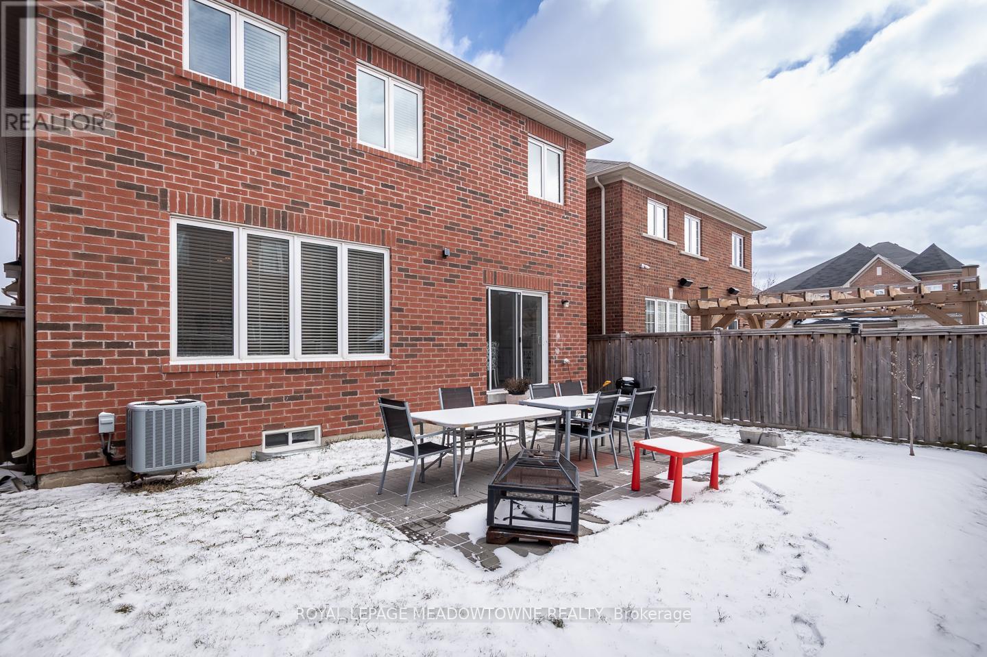 471 Ollerenshaw Point, Milton, Ontario  L9T 8P7 - Photo 40 - W12939504