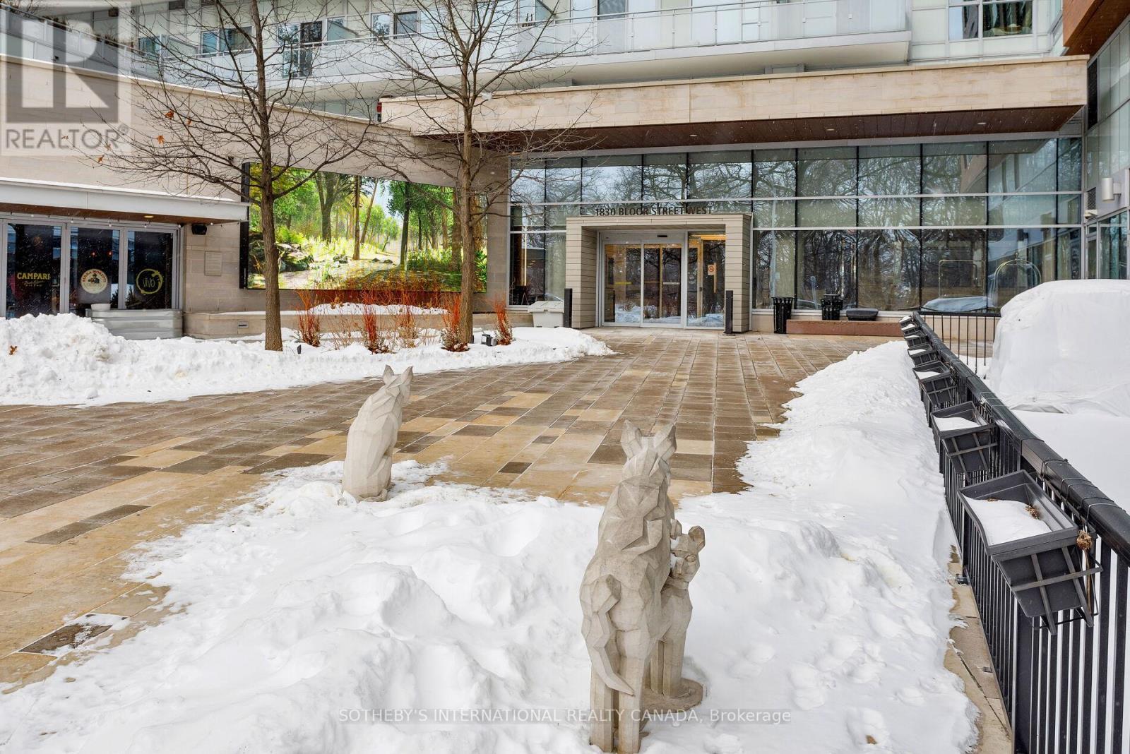 716 - 1830 Bloor Street W, Toronto, Ontario  M6P 0A2 - Photo 32 - W12939526