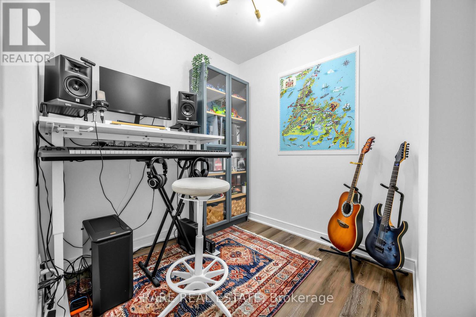 403 - 1 Neighbourhood Lane, Toronto, Ontario  M8Y 0C2 - Photo 11 - W12939550