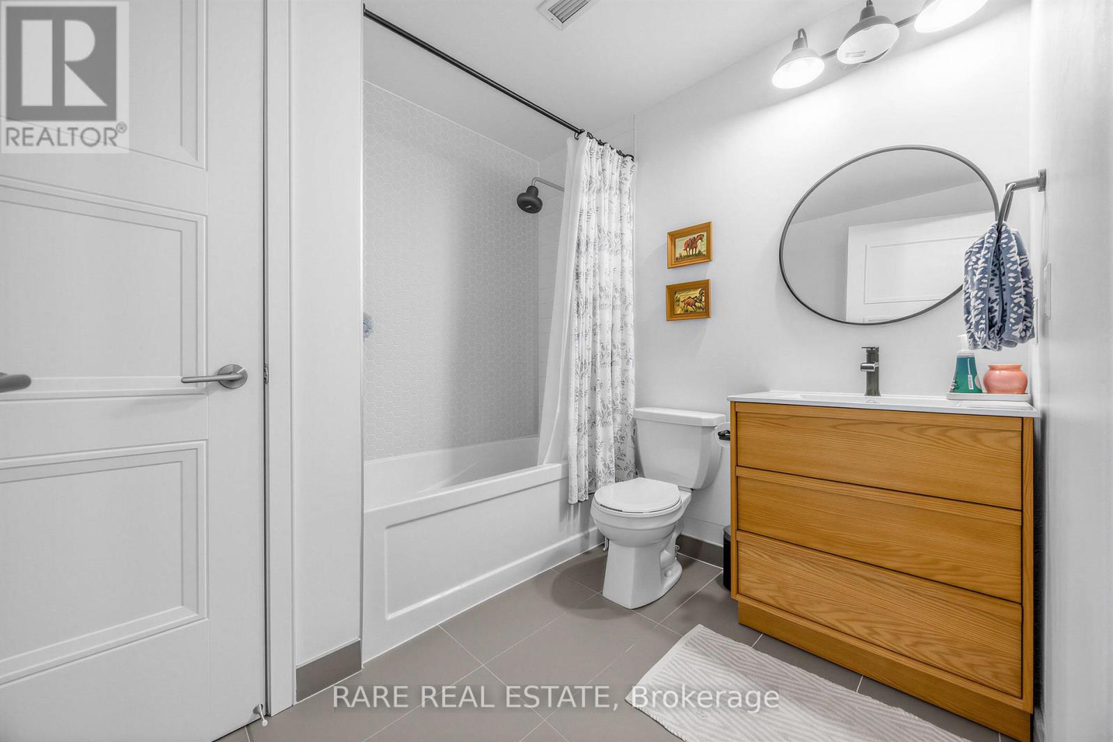 403 - 1 Neighbourhood Lane, Toronto, Ontario  M8Y 0C2 - Photo 12 - W12939550