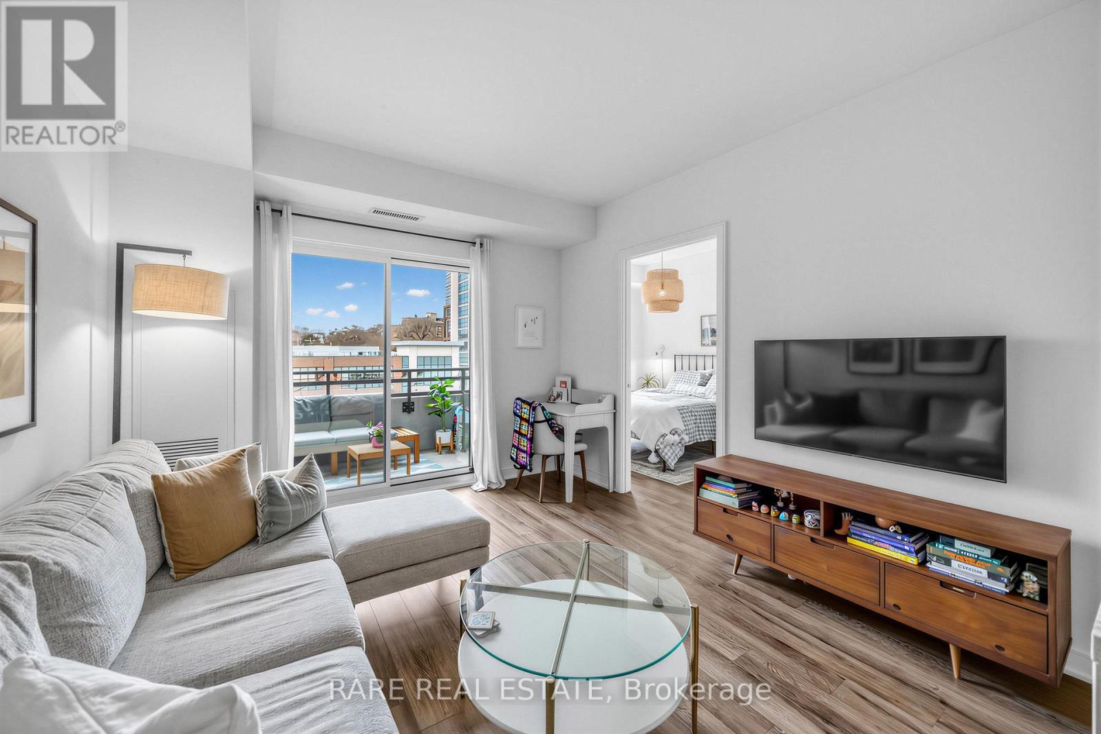 403 - 1 Neighbourhood Lane, Toronto, Ontario  M8Y 0C2 - Photo 4 - W12939550