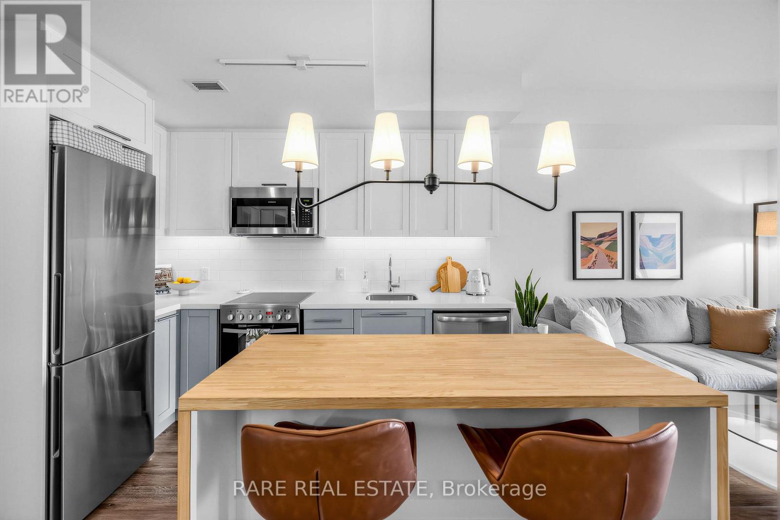 403 - 1 Neighbourhood Lane, Toronto, Ontario  M8Y 0C2 - Photo 8 - W12939550