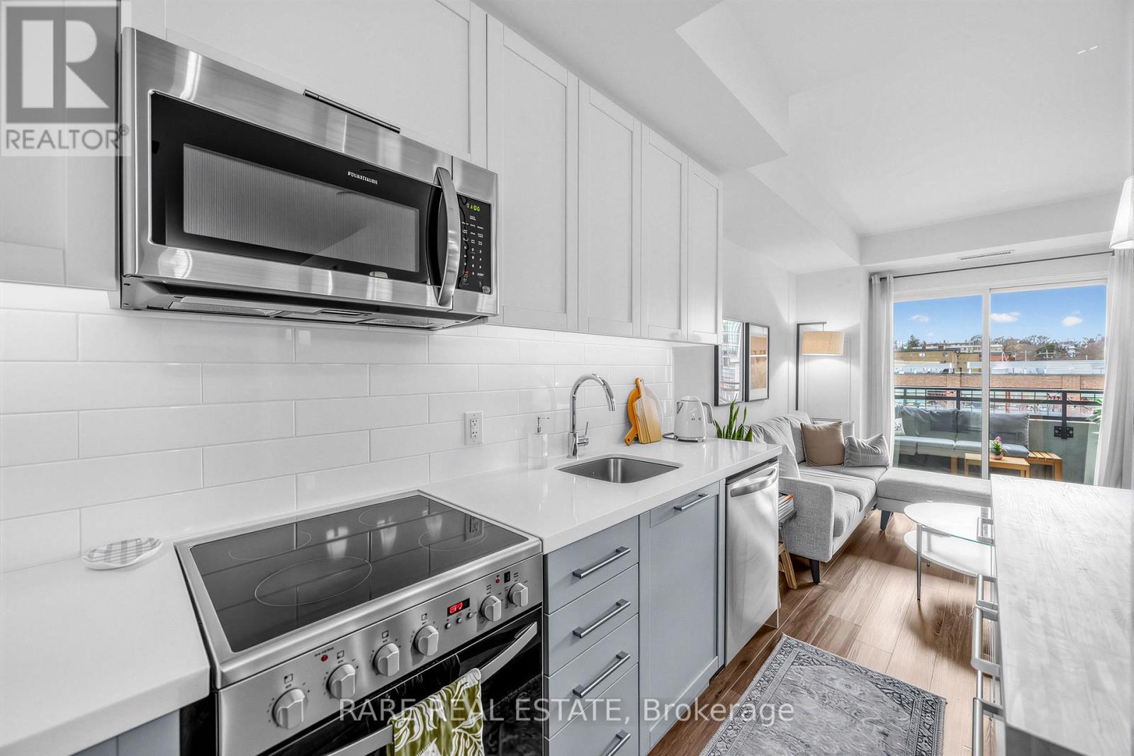 403 - 1 Neighbourhood Lane, Toronto, Ontario  M8Y 0C2 - Photo 9 - W12939550