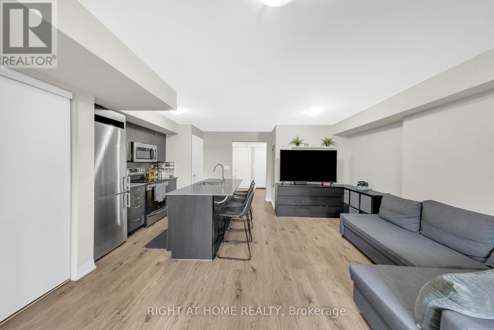 5 - 181 William Duncan Road, Toronto, Ontario  M3K 0B7 - Photo 11 - W12939606