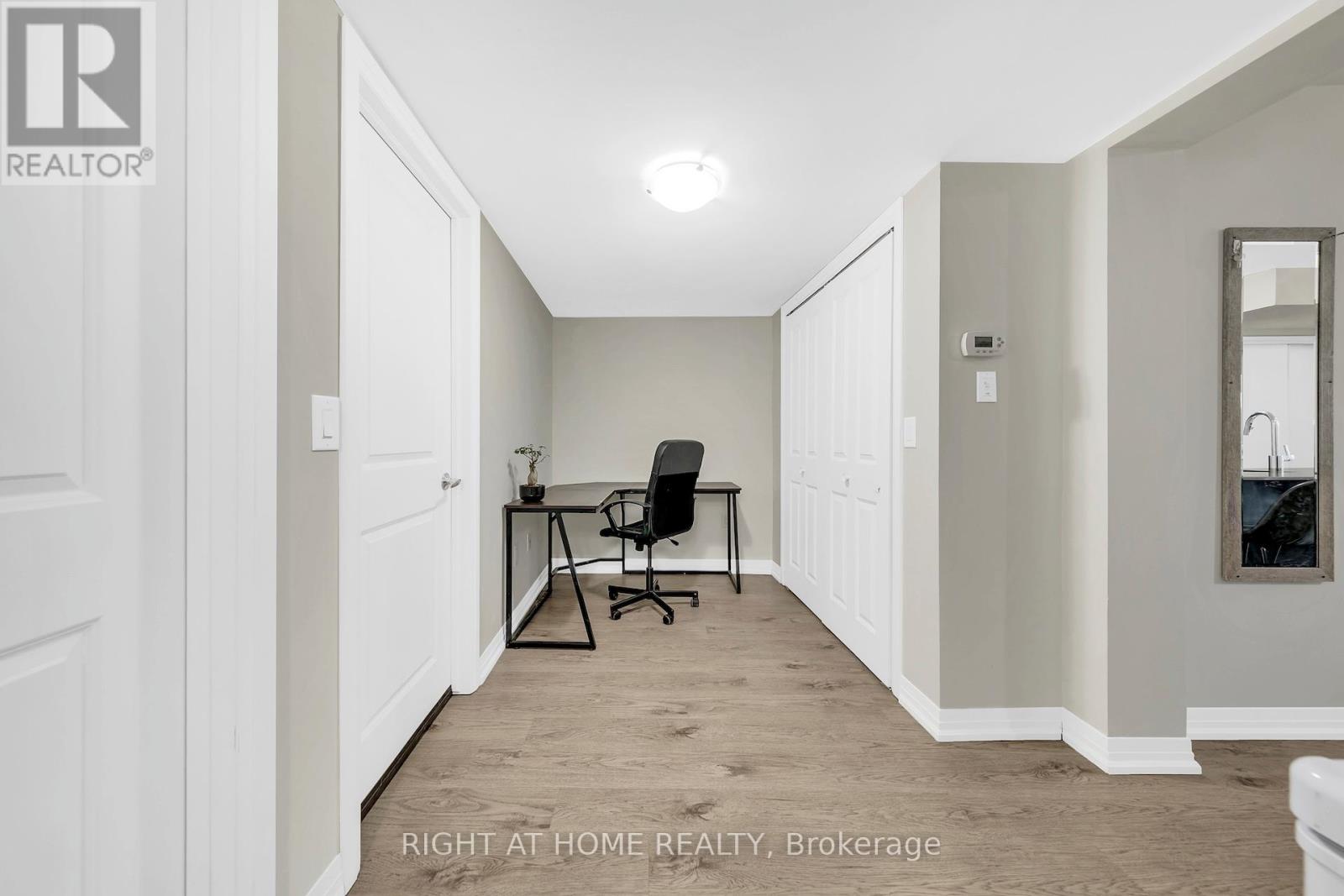 5 - 181 William Duncan Road, Toronto, Ontario  M3K 0B7 - Photo 14 - W12939606