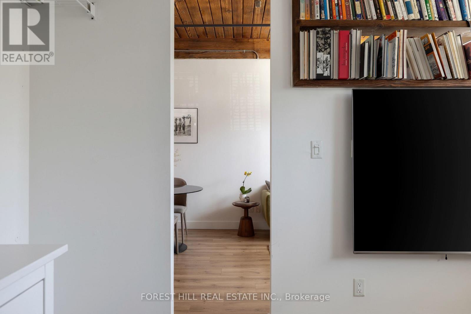 105 - 2154 Dundas Street W, Toronto, Ontario  M6R 1X3 - Photo 23 - W12939732