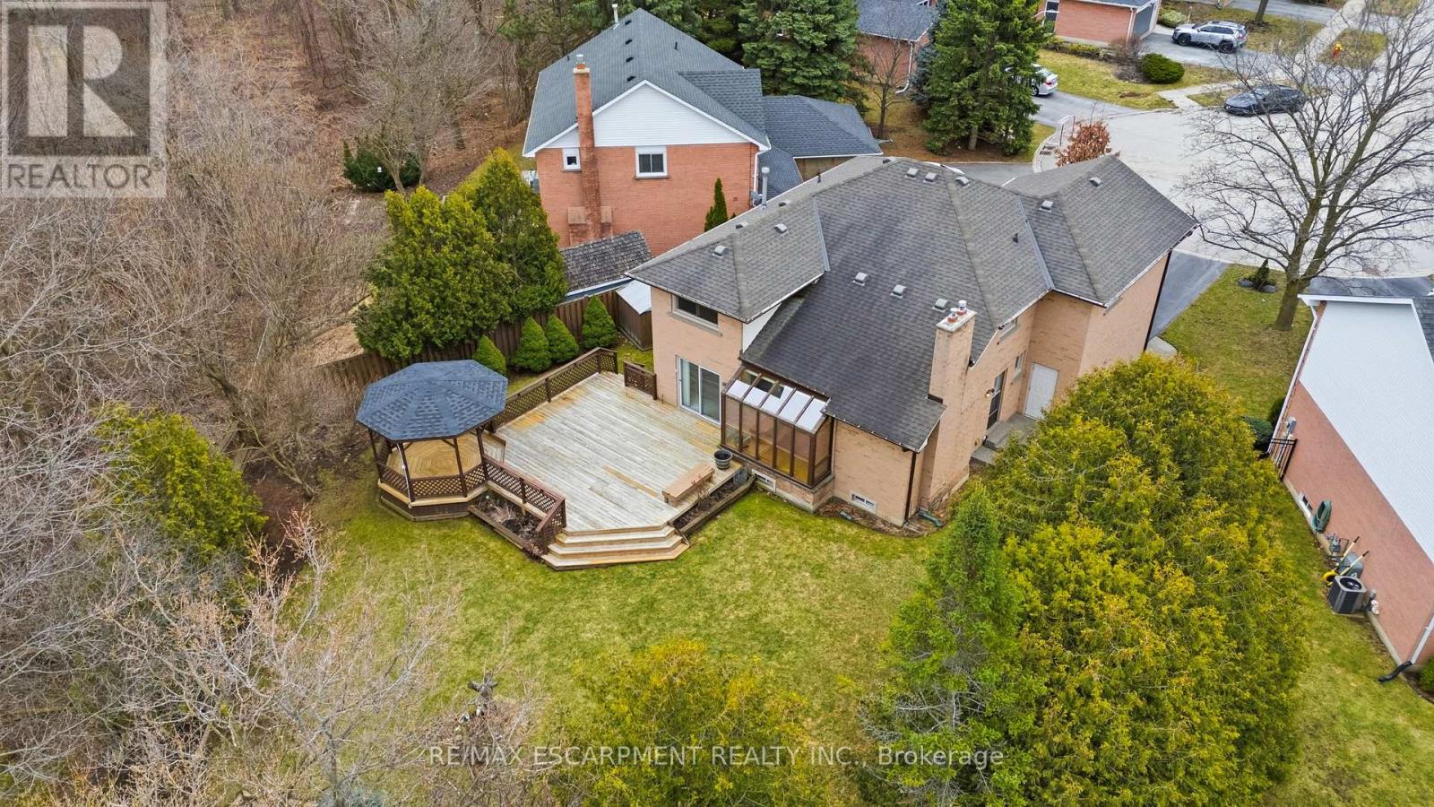 2097 Edgebank Court, Burlington, Ontario  L7M 2S8 - Photo 46 - W12939772