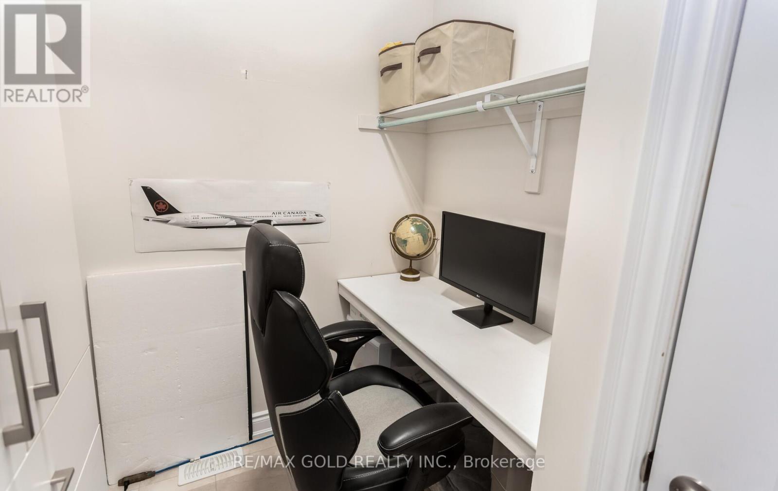 10 Settlers Road, Oakville, Ontario  L6H 0Y8 - Photo 22 - W12939794