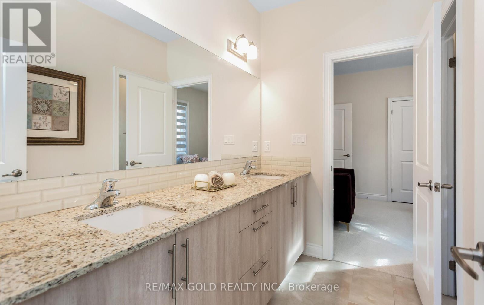 10 Settlers Road, Oakville, Ontario  L6H 0Y8 - Photo 39 - W12939794