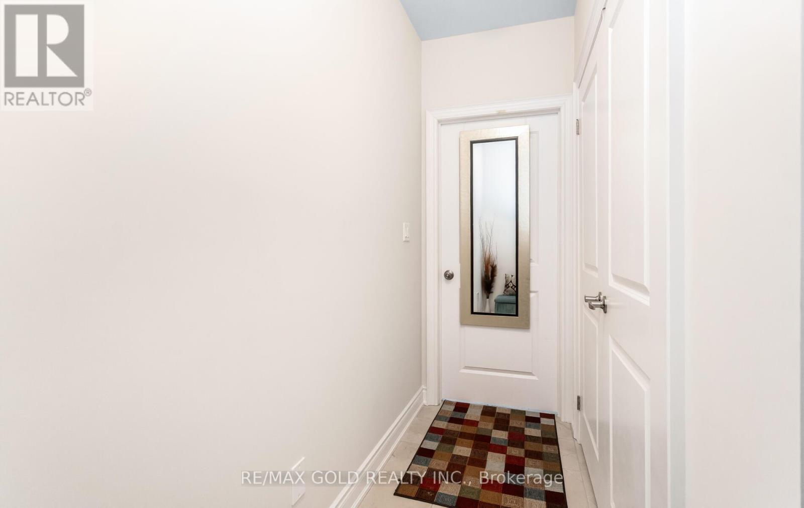 10 Settlers Road, Oakville, Ontario  L6H 0Y8 - Photo 42 - W12939794