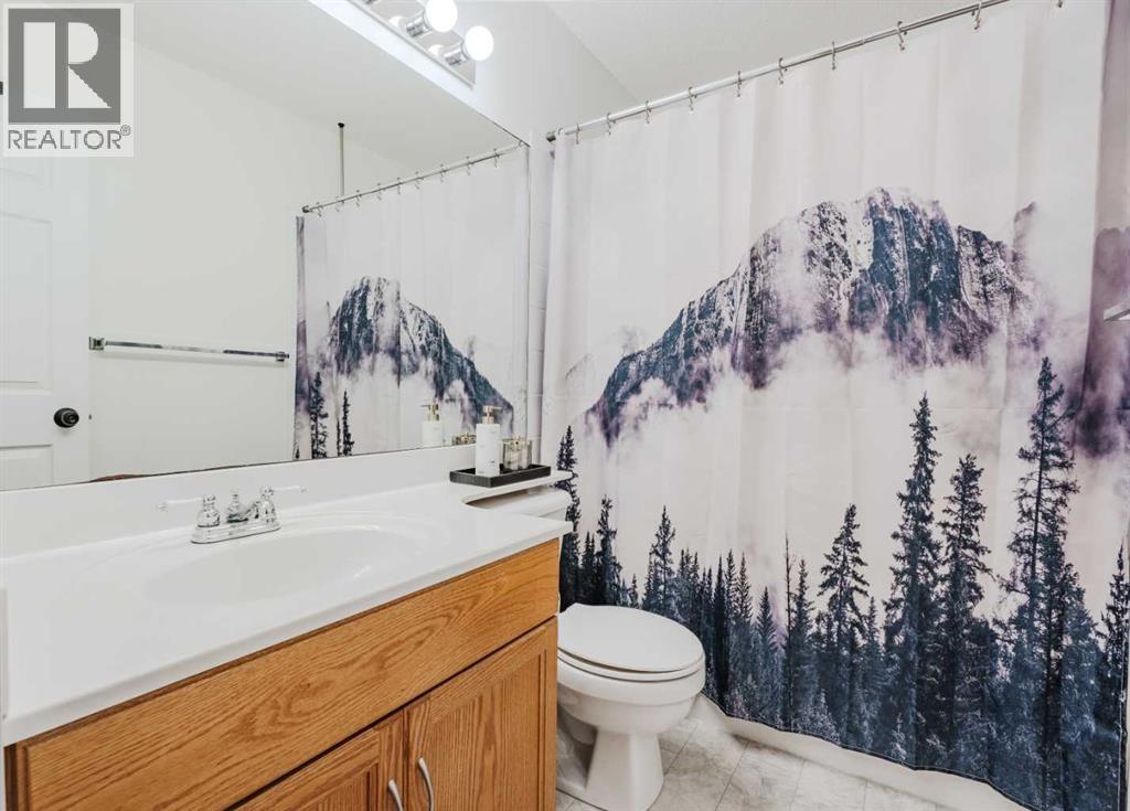 68 Bridleridge Gardens SW, Calgary, Alberta  T2Y 4C9 - Photo 20 - A2287128