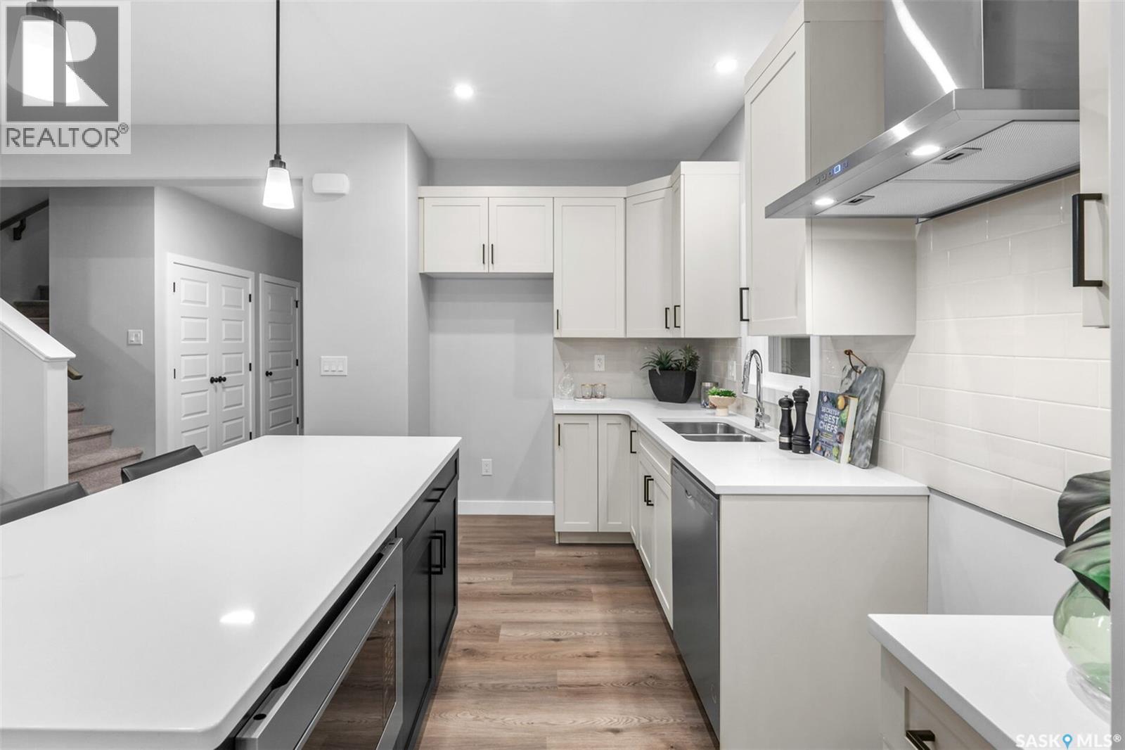 3041 Green Turtle Road, Regina, Saskatchewan  S4V 4E6 - Photo 9 - SK031642